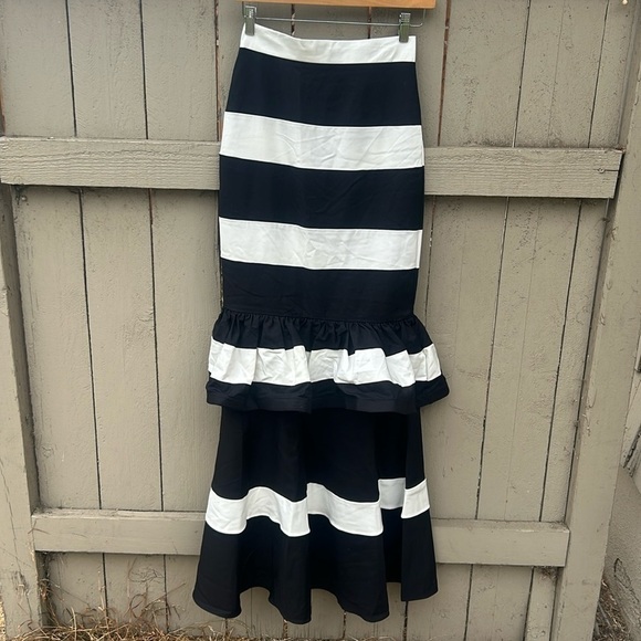CQ by CQ Tiered Maxi Skirt Punk Goth Beetlejuice Festival Winona Ryder Sz S - Picture 1 of 8